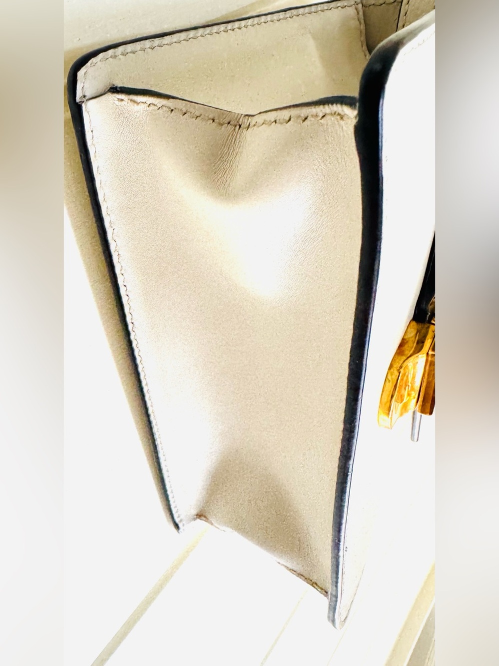 GUCCI Sylvie Mini White Leather Top Handle Crossbody Shoulder Bag - Picture 8 of 13